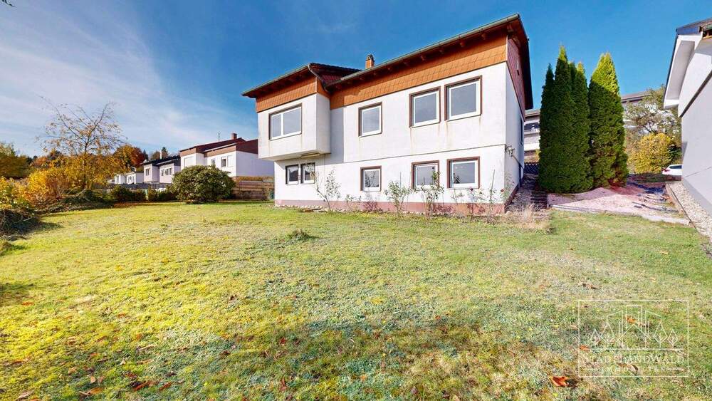 Einfamilienhaus Pirmasens Innenstadt - 7 Zimmer, 110 m&sup2;, 243.800&euro; | Angebot:25733486