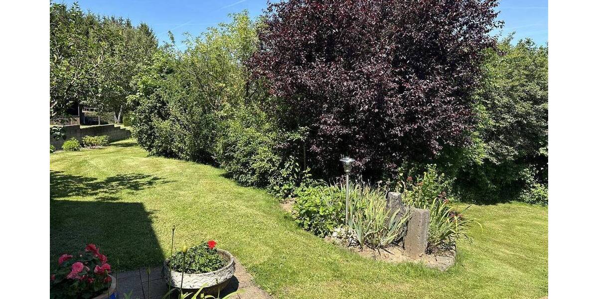 Einfamilienhaus Berschweiler bei Baumholder - 7 Zimmer, 239 m&sup2;, 290.000&euro; | Angebot:25739299