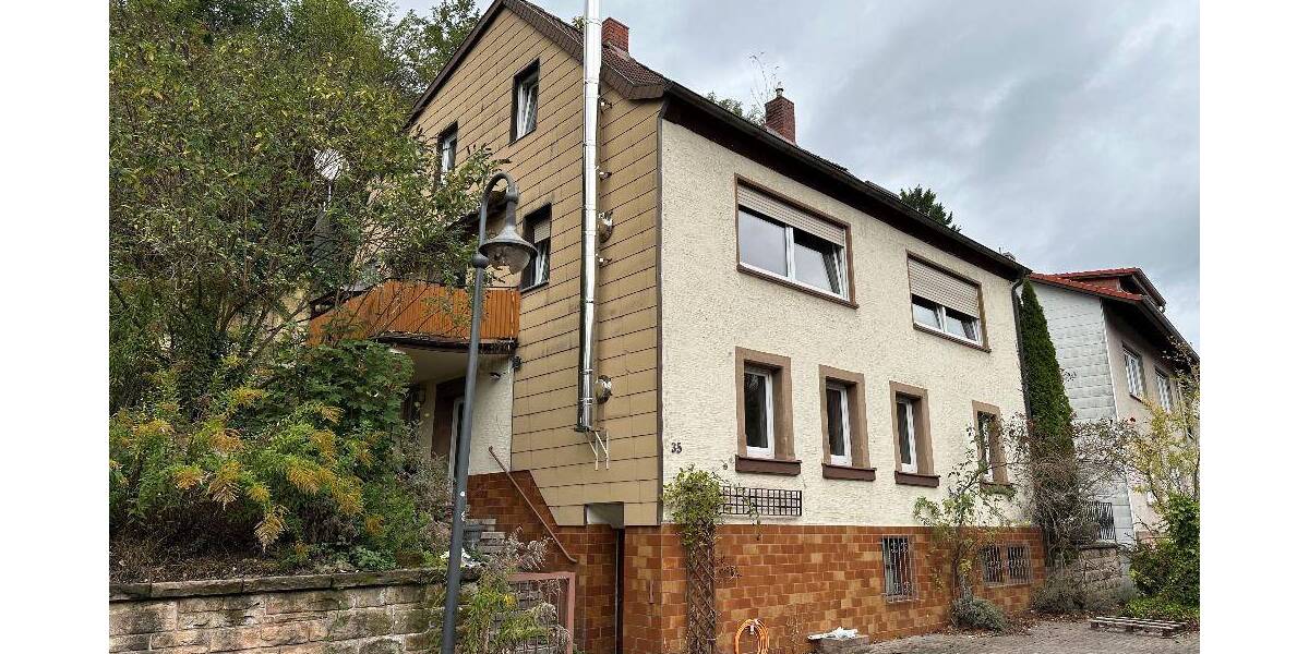 Mehrfamilienhaus, Wohnhaus Waldfischbach-Burgalben Burgalben - 7 Zimmer, 130 m&sup2;, 119.000&euro; | Angebot:25998505