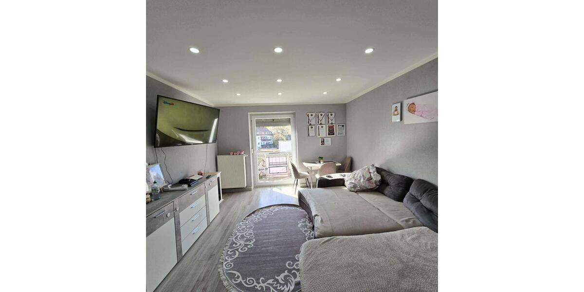 Mehrfamilienhaus, Wohnhaus Homburg - 9 Zimmer, 215 m&sup2;, 425.000&euro; | Angebot:25332382