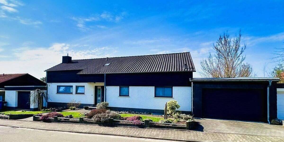 Einfamilienhaus Erzenhausen - 6 Zimmer, 224 m&sup2;, 495.000&euro; | Angebot:25939262