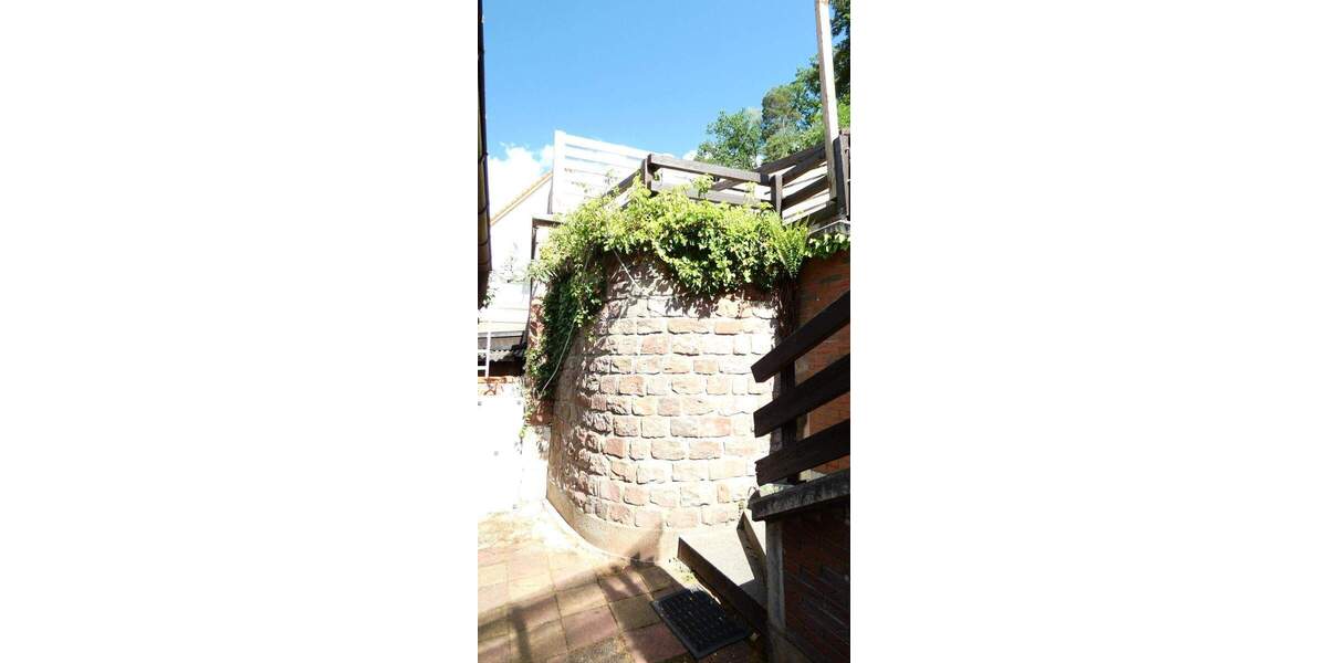 Einfamilienhaus Landstuhl - 6 Zimmer, 120 m&sup2;, 139.000&euro; | Angebot:25741282