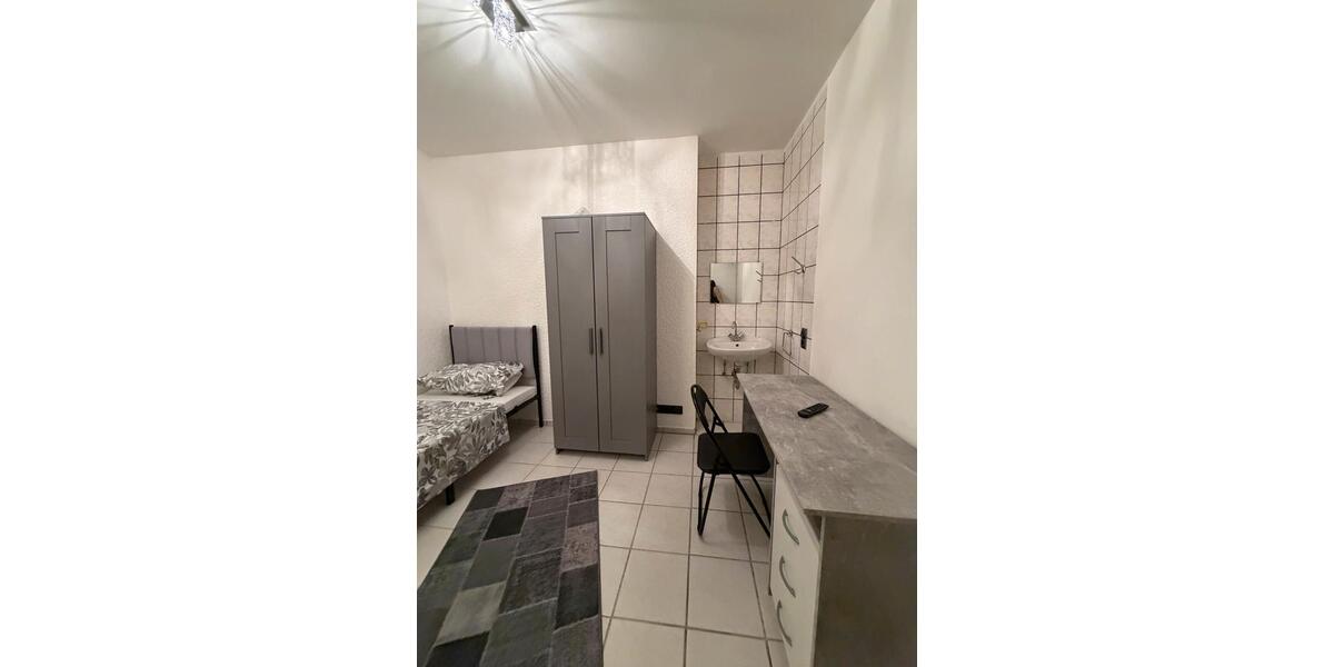 Etagenwohnung Saarbrücken Eschberg - 1 Zimmer, 15 m&sup2;, 430&euro; | Angebot:25998933