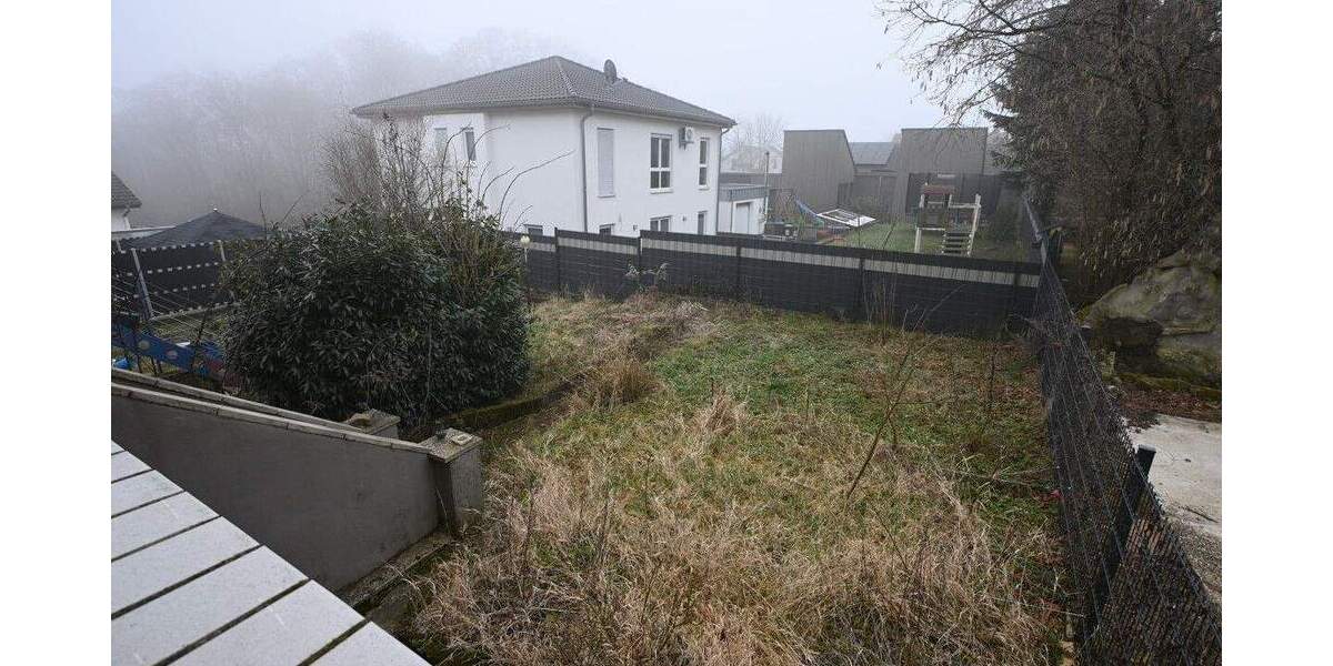 Einfamilienhaus Bexbach / Frankenholz Frankenholz - 7 Zimmer, 148 m&sup2;, 115.000&euro; | Angebot:25706690