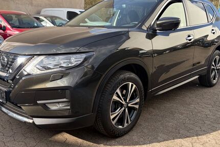 Nissan X-Trail 109.000 km 18.900 &euro; Saarbrücken 66115