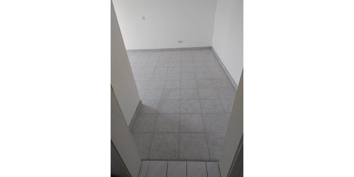 Etagenwohnung Zweibrücken - 3 Zimmer, 82 m&sup2;, 200.000&euro; | Angebot:24648779
