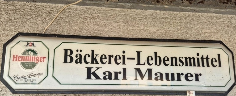 Vielseitiges Zweifamilienhaus mit Gewerbemöglichkeit, zahlreichen Stellplätzen u. idyllischem Garten - Zweifamilienhaus Friedelhausen Friedelhausen | Angebot:22137659