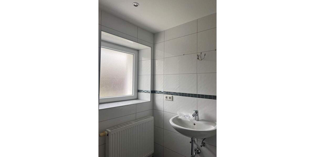 Einfamilienhaus Illingen - Uchtelfangen Uchtelfangen - 4 Zimmer, 110 m&sup2;, 165.000&euro; | Angebot:25663165