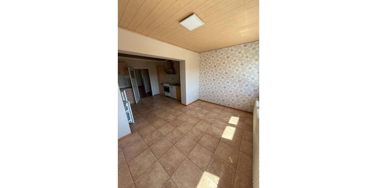 Reihenhaus Zweibrücken - 9 Zimmer, 193 m&sup2;, 325.000&euro; | Angebot:26929455