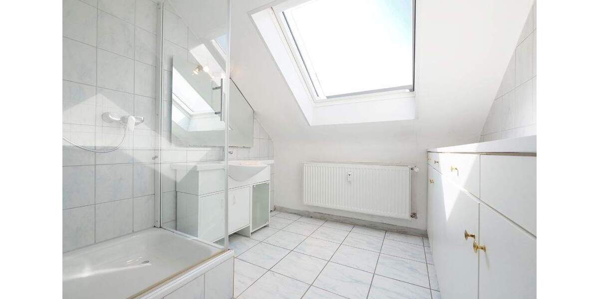 Doppelhaushälfte Saarbrücken Alt-Saarbrücken - 9 Zimmer, 218 m&sup2;, 398.000&euro; | Angebot:25772955