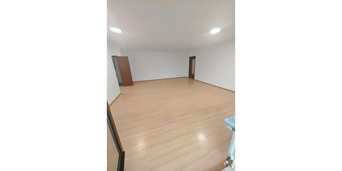 Etagenwohnung Ottweiler - 3 Zimmer, 103 m&sup2;, 299.000&euro; | Angebot:26021767