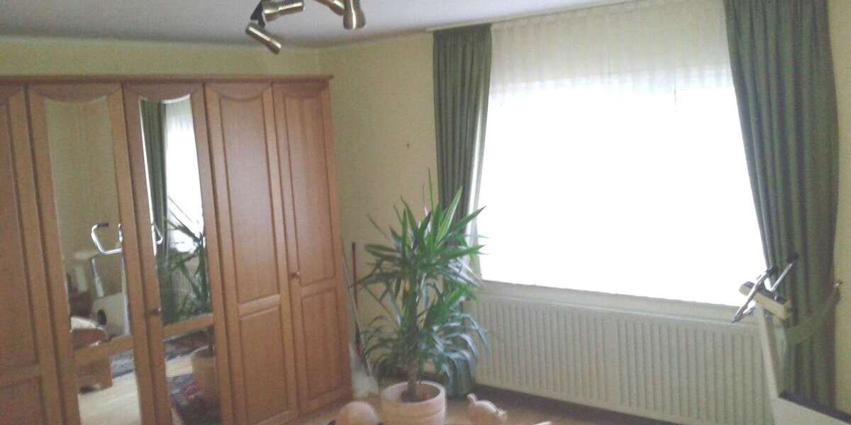 Etagenwohnung Pirmasens - 3 Zimmer, 90 m&sup2;, 520&euro; | Angebot:26026585