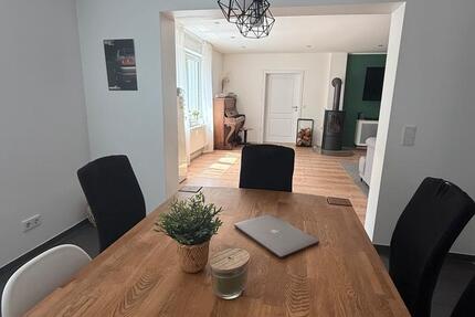 Haus Saarbrücken Scheidt - 7 Zimmer, 210 m&sup2;, 585.000&euro; | Angebot:27230377