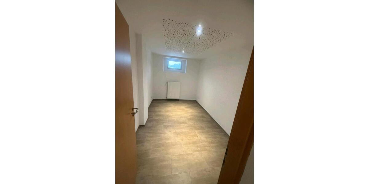Erdgeschoßwohnung Saarbrücken Brebach-Fechingen - 3 Zimmer, 60 m&sup2;, 430&euro; | Angebot:25387104