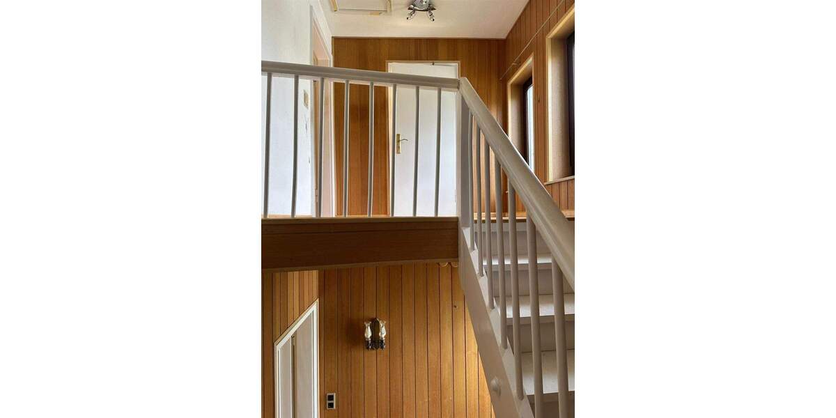 Einfamilienhaus Saarbrücken Spich - 6 Zimmer, 200 m&sup2;, 475.000&euro; | Angebot:25769275