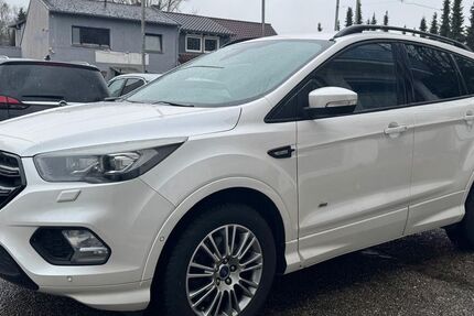 Ford Kuga 138.000 km 9.999 &euro; Saarbrücken 66115