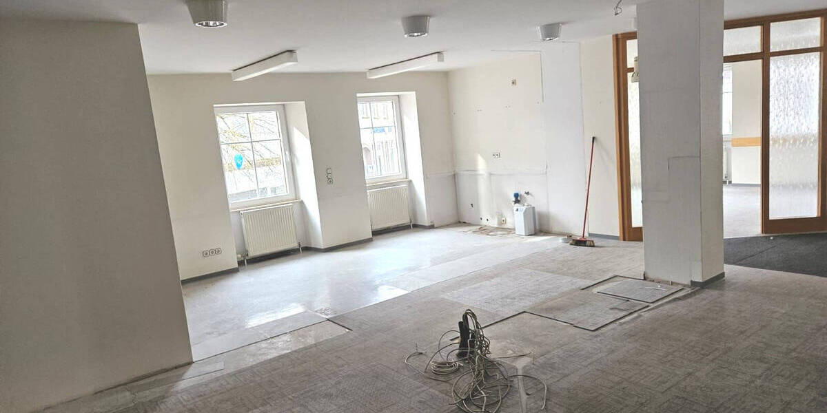 Gewerbeobjekt Ottweiler Neumünster - 1 Zimmer, 220 m&sup2;, 800&euro; | Angebot:25702872