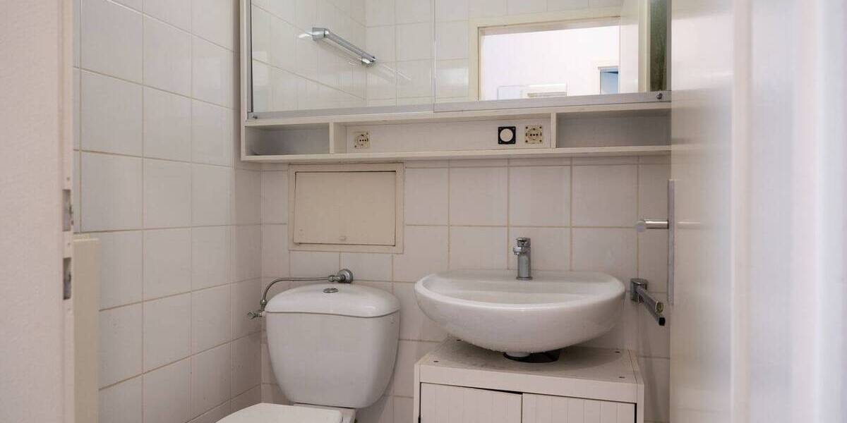 Etagenwohnung Saarbrücken St Johann - 2 Zimmer, 61 m&sup2;, 159.000&euro; | Angebot:26909623