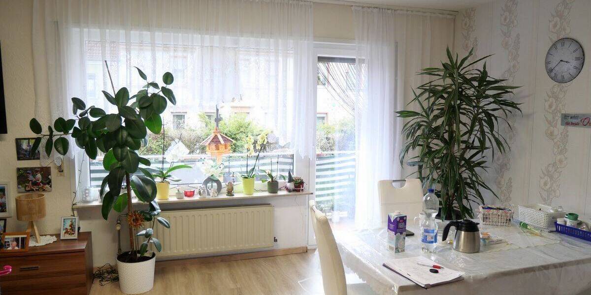 Etagenwohnung Homburg Beeden - 3 Zimmer, 95 m&sup2;, 185.000&euro; | Angebot:26833674