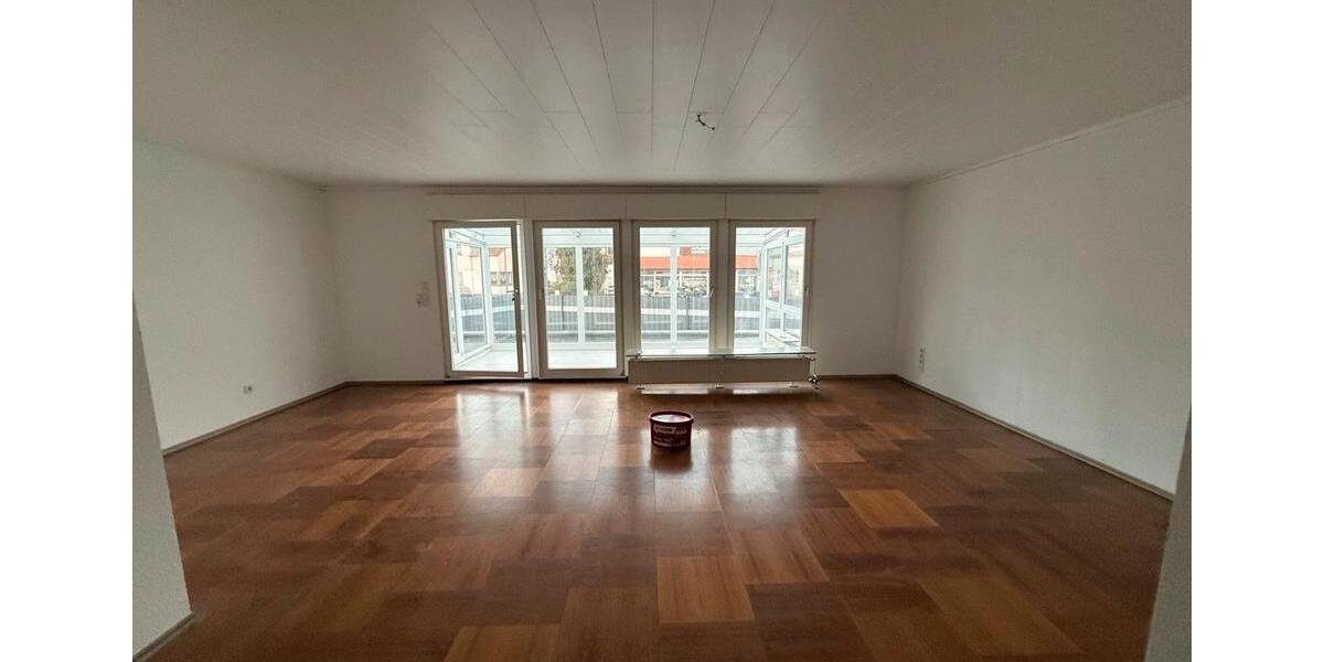 Etagenwohnung Sankt Ingbert - 3 Zimmer, 112 m&sup2;, 890&euro; | Angebot:26043674