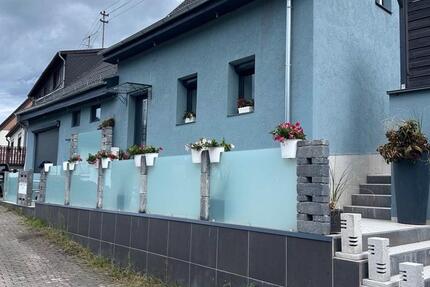 Haus Kusel - 7 Zimmer, 180 m&sup2;, 200.000&euro; | Angebot:25236673