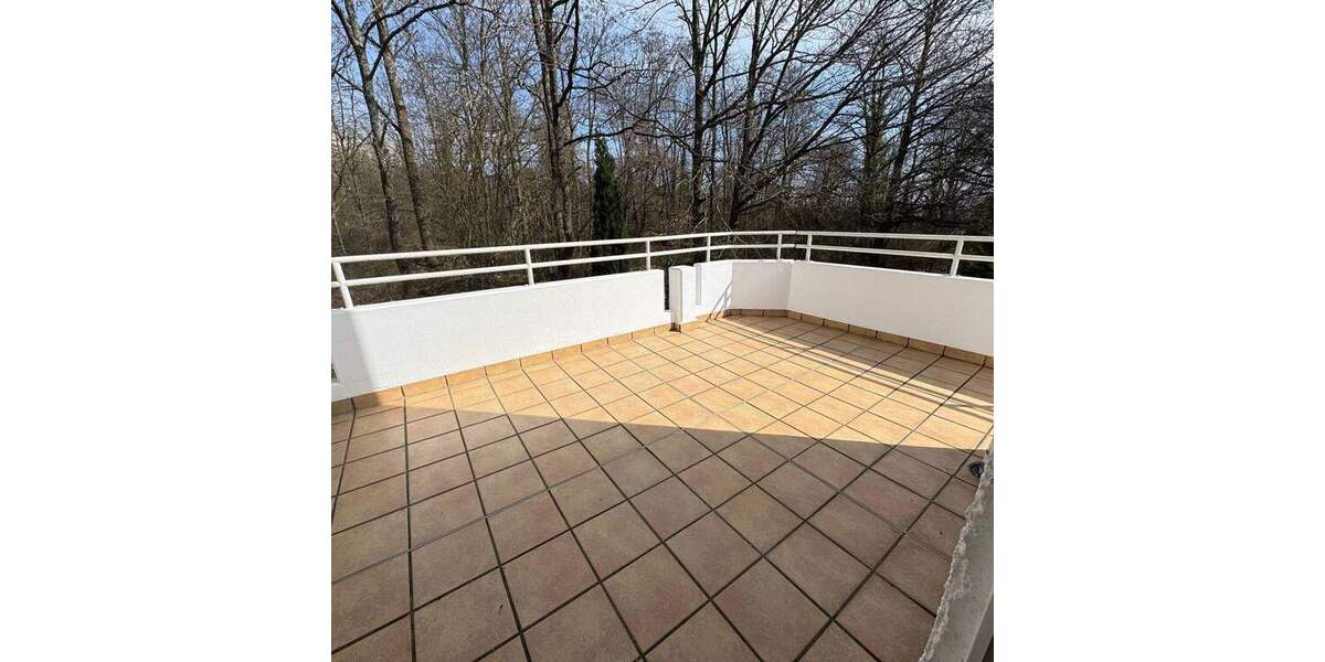 Etagenwohnung Saarbrücken St Arnual - 3 Zimmer, 89 m&sup2;, 960&euro; | Angebot:25743973