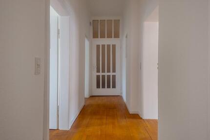 Wohnung Saarbrücken - 4 Zimmer, 92 m&sup2;, 750&euro; | Angebot:26488823
