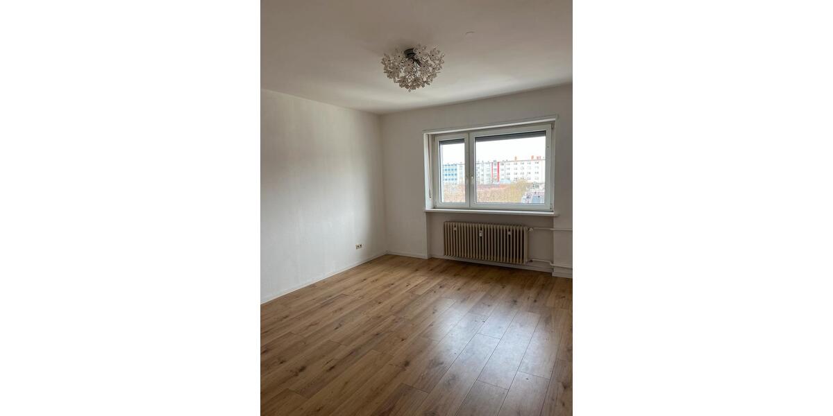 Etagenwohnung Pirmasens - 2.5 Zimmer, 73 m&sup2;, 680&euro; | Angebot:25614297