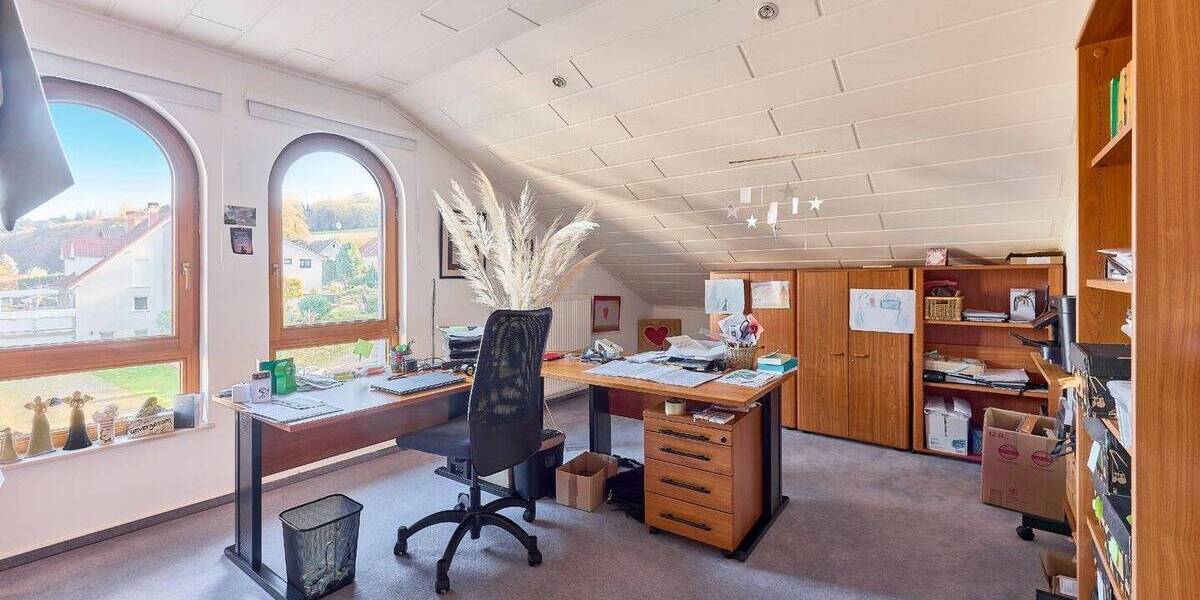 Einfamilienhaus Contwig Stambach - 1 Zimmer, 405 m&sup2;, 555.000&euro; | Angebot:25800263