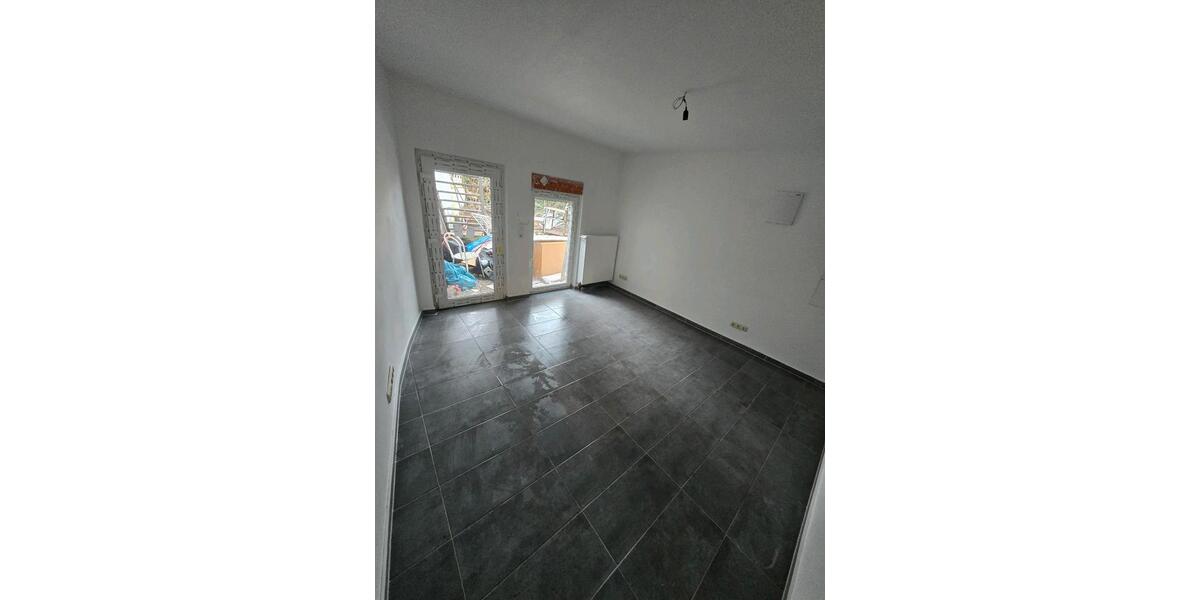 Etagenwohnung Ottweiler - 1 Zimmer, 30 m&sup2;, 450&euro; | Angebot:25414122