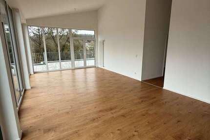 Wohnung Neunkirchen Heinitz - 3 Zimmer, 121 m&sup2;, 1.140&euro; | Angebot:22519337