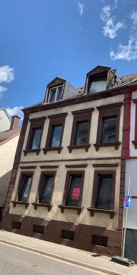 Einfamilienhaus Pirmasens - 6 Zimmer, 150 m&sup2;, 58.500&euro; | Angebot:26882202