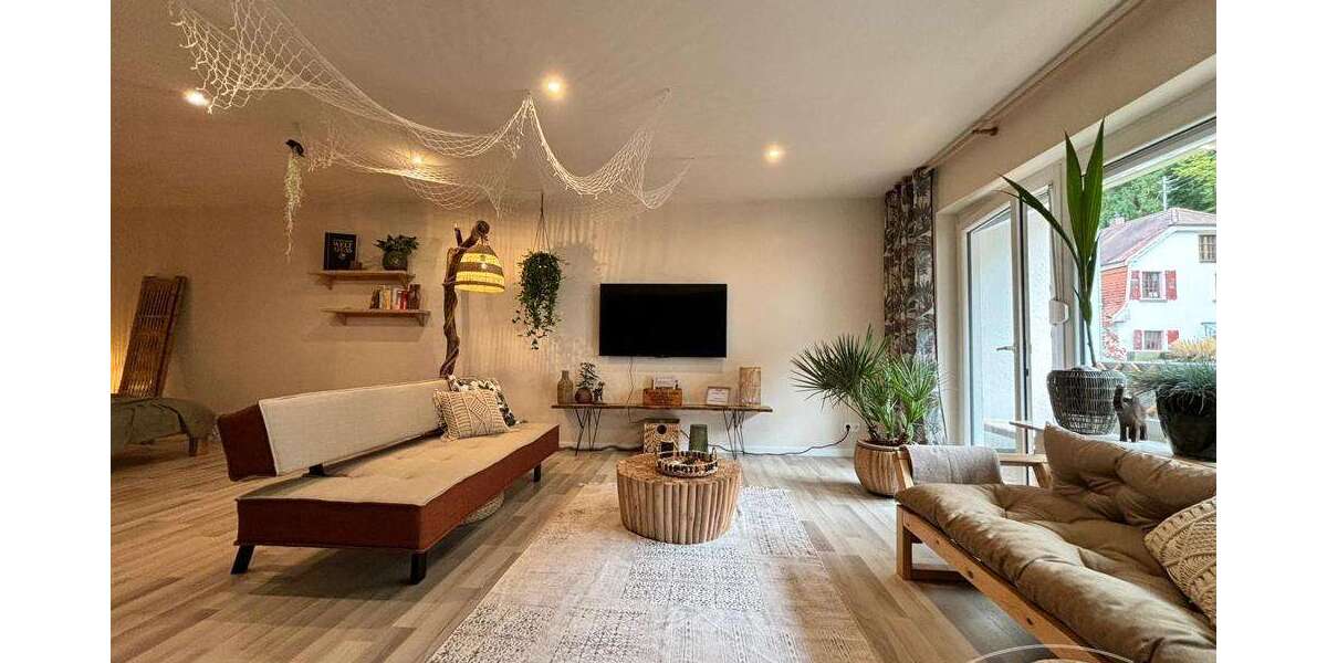 Zimmer Saarbrücken Eschberg - 1 Zimmer, 1.350&euro; | Angebot:25064224