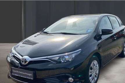 Toyota Auris 118.300 km 11.490 &euro; Heusweiler 66265