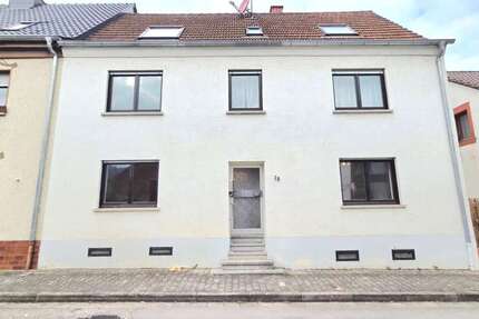 Haus Hauptstuhl - 4 Zimmer, 214 m&sup2;, 259.000&euro; | Angebot:25887462