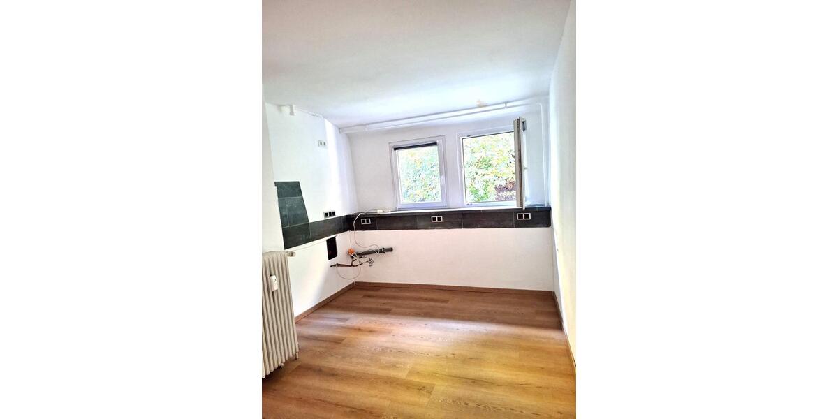 Etagenwohnung Saarbrücken St. Arnual - 4 Zimmer, 77 m&sup2;, 165.000&euro; | Angebot:25888172