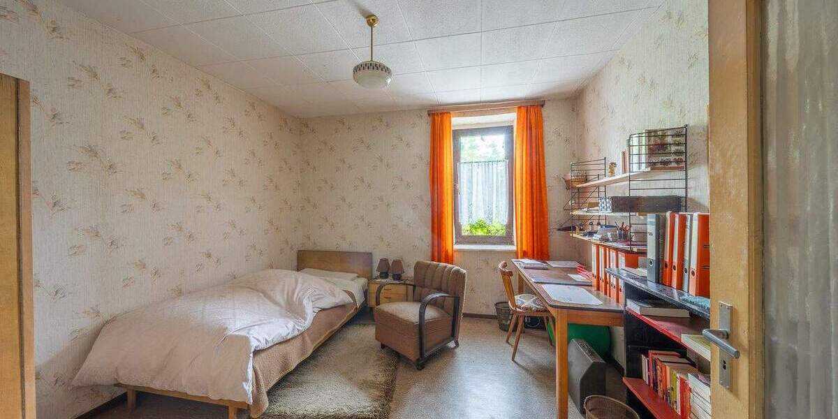 Einfamilienhaus Hornbach - 1 Zimmer, 290 m&sup2;, 225.000&euro; | Angebot:25776852