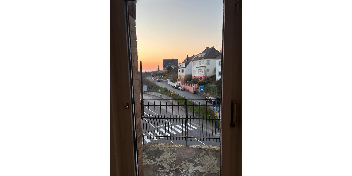 Etagenwohnung Neunkirchen - 3 Zimmer, 90 m&sup2;, 550&euro; | Angebot:25879533