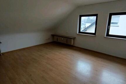 Wohnung Homburg - 3 Zimmer, 80 m&sup2;, 800&euro; | Angebot:26661564