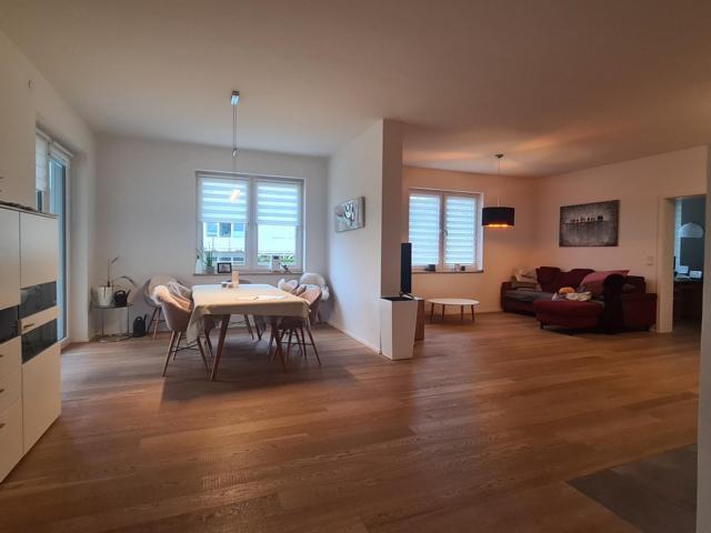 Neuwertiger Walmdachbungalow - Wohnen auf einer Ebene - Bungalow Homburg | Angebot:20764533