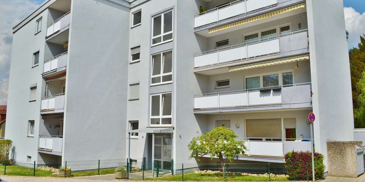 Etagenwohnung Saarbrücken / Dudweiler Dudweiler - 4 Zimmer, 87 m&sup2;, 140.000&euro; | Angebot:24479161