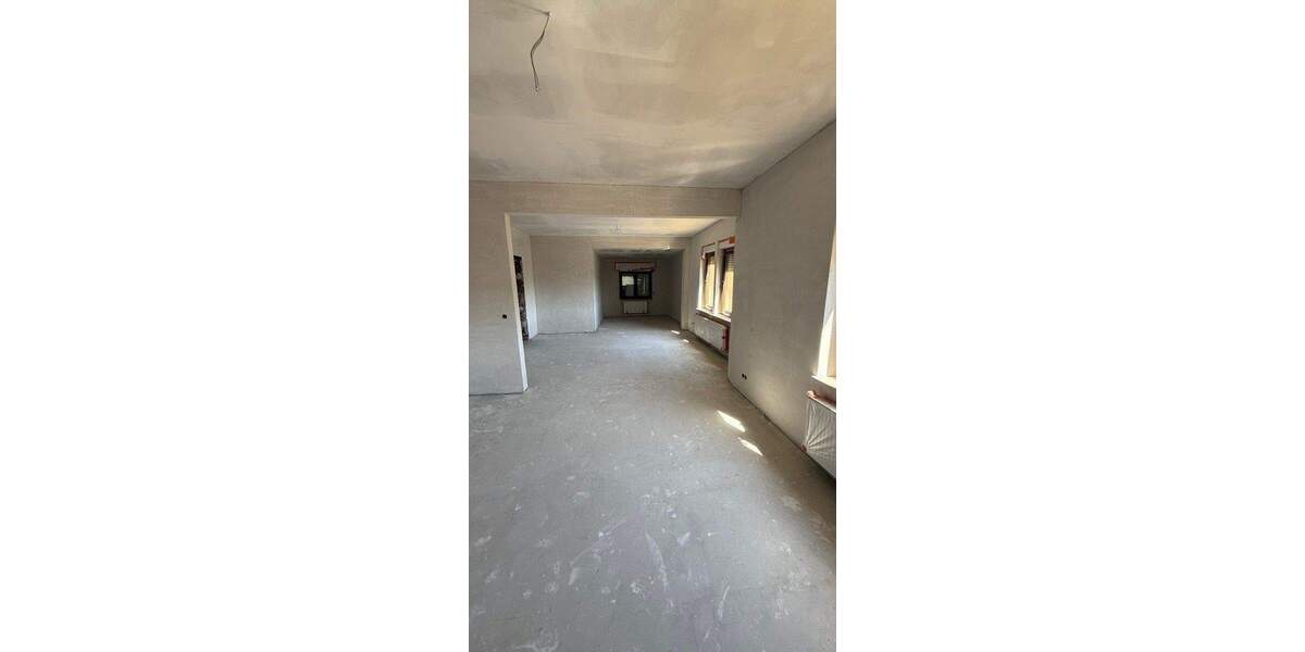 Einfamilienhaus Quierschied - 5 Zimmer, 230 m&sup2;, 249.000&euro; | Angebot:25706702