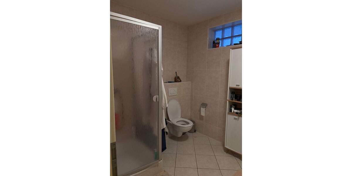 Etagenwohnung Riegelsberg - 3 Zimmer, 100 m&sup2;, 800&euro; | Angebot:25664177