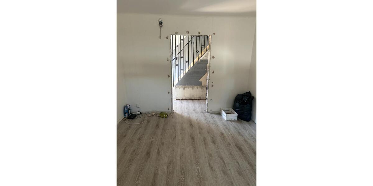 Einfamilienhaus Bexbach - 4 Zimmer, 95 m&sup2;, 215.000&euro; | Angebot:26921922