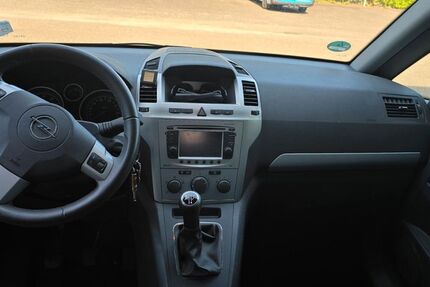 Opel Zafira 60.000 km 7.500 &euro; Pirmasens 66953
