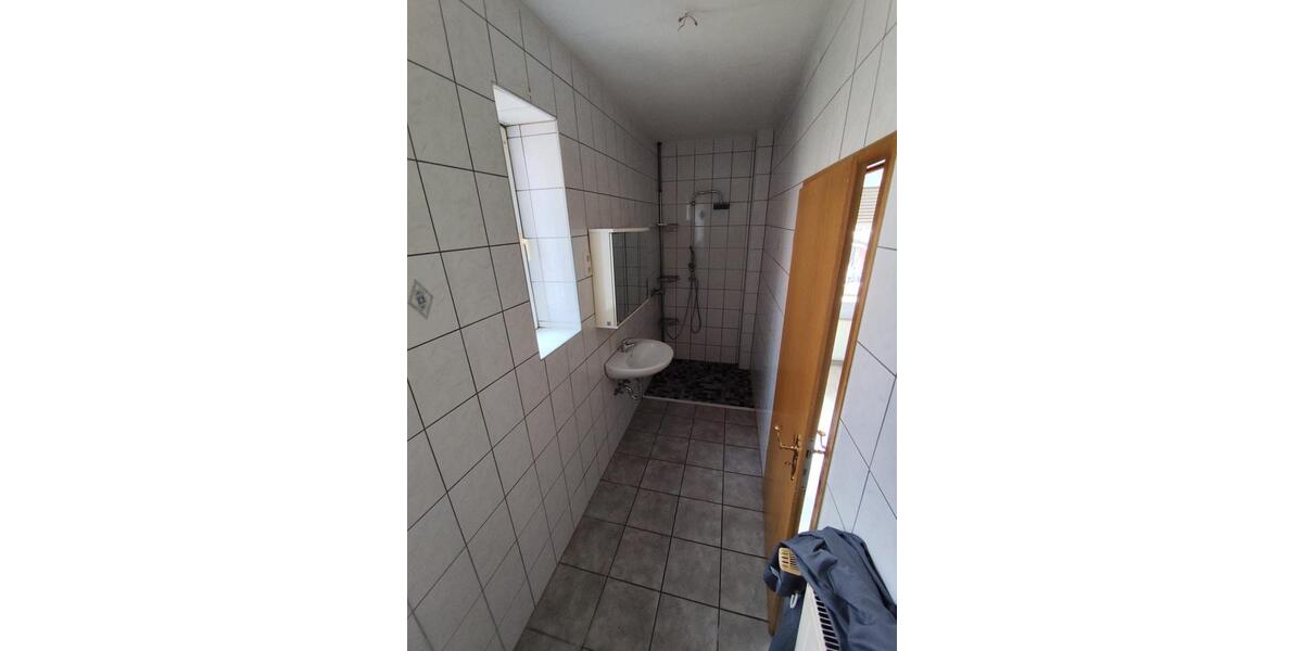 Erdgeschoßwohnung Neunkirchen - 4 Zimmer, 75 m&sup2;, 850&euro; | Angebot:25988103