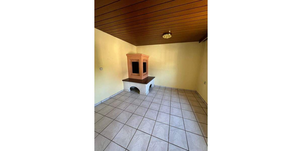 Mehrfamilienhaus, Wohnhaus Spiesen-Elversberg Elversberg - 7 Zimmer, 150 m&sup2;, 135.000&euro; | Angebot:25769640