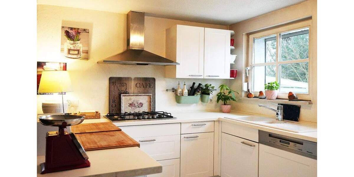 Einfamilienhaus St. Ingbert Rohrbach - 8 Zimmer, 180 m&sup2;, 369.000&euro; | Angebot:25772957