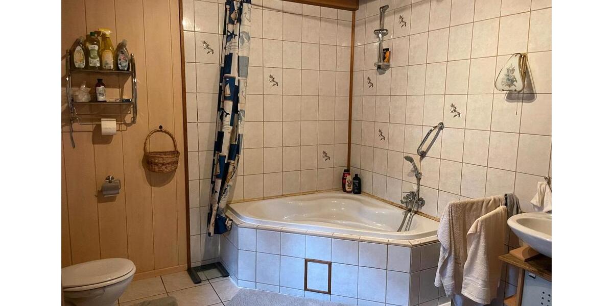 Etagenwohnung Eppelborn - 4 Zimmer, 103 m&sup2;, 900&euro; | Angebot:25210788