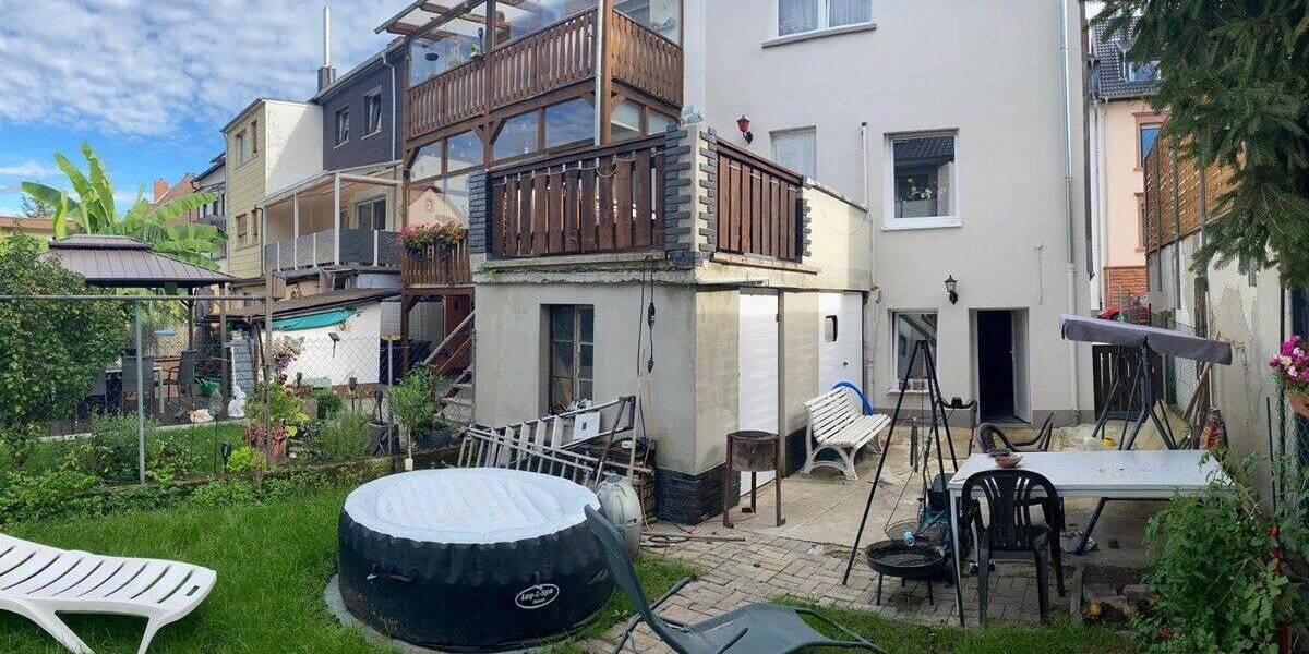 Reihenendhaus Saarbrücken / Sankt Arnual St Arnual - 7 Zimmer, 150 m&sup2;, 170.000&euro; | Angebot:25748871
